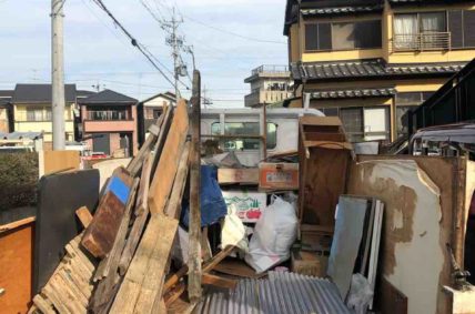 春日井市で不用品回収 の作業
